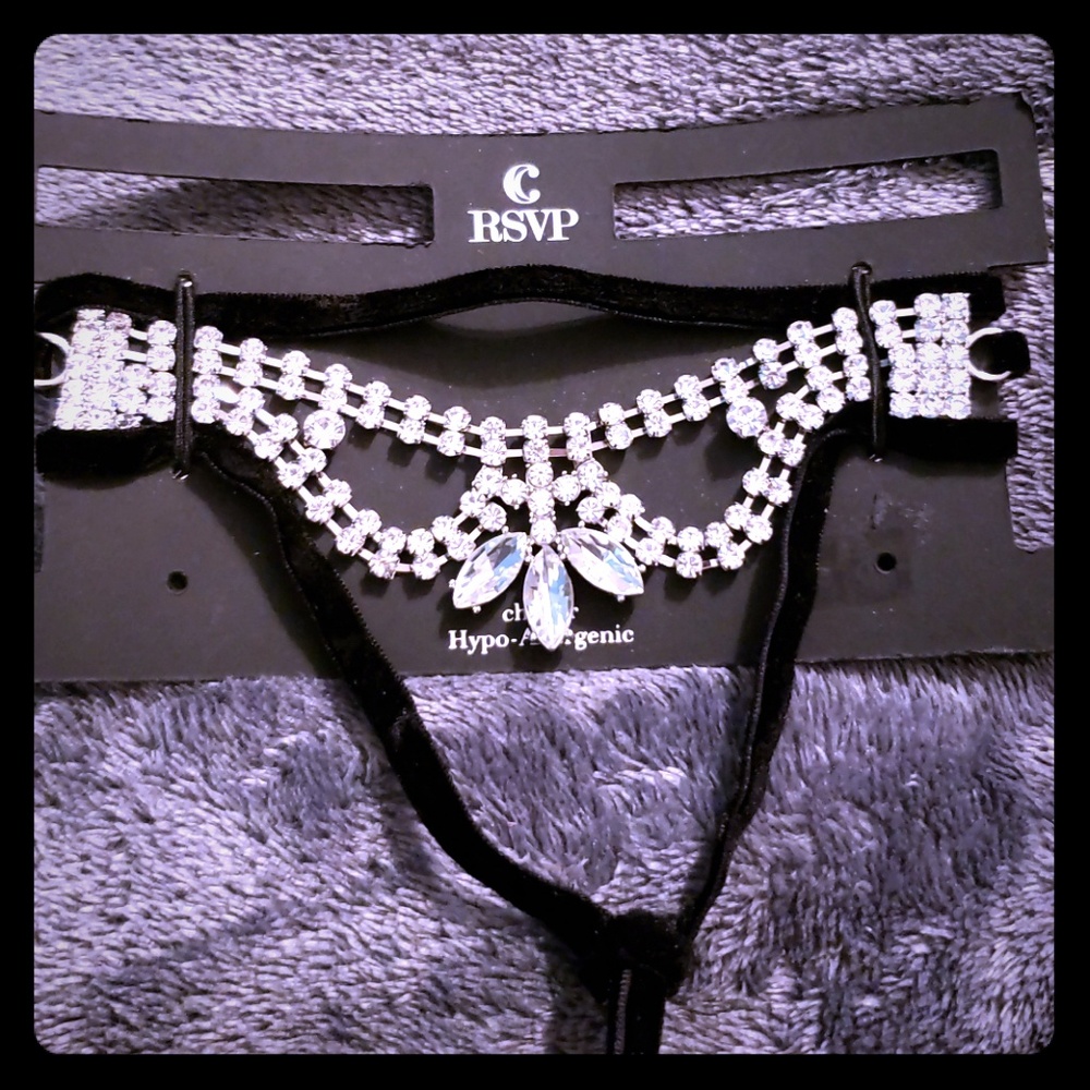 Black and Rhinestone RSVP Choker NWT